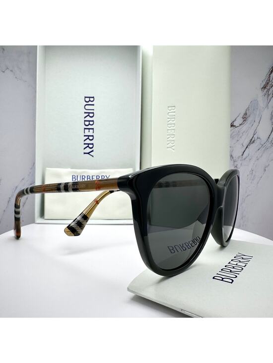 Burberry Accessories - New Burberry Sunglasses Black Front Round Pantos Frame Checkered Arms Gray Lens